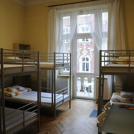 Krakow Inn Hostel Экстерьер фото