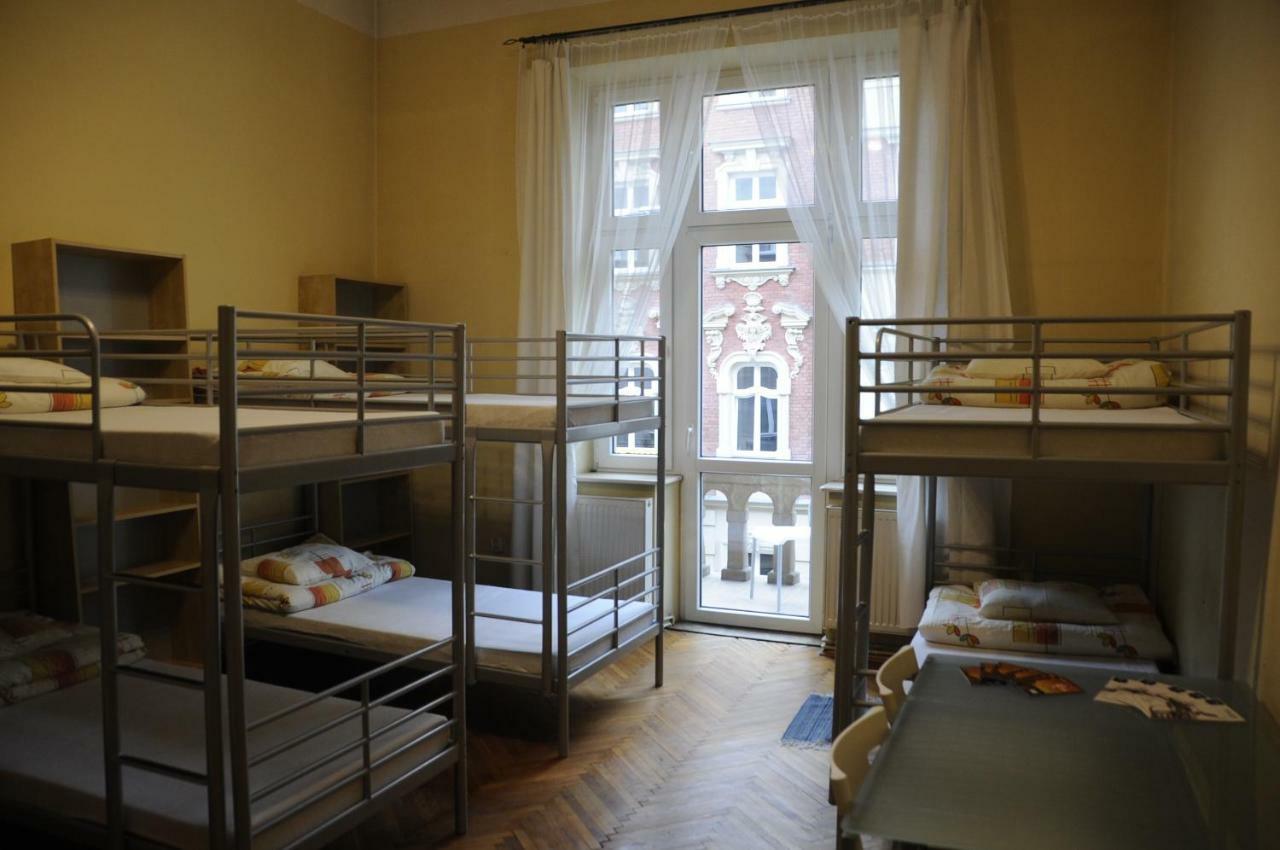 Krakow Inn Hostel Экстерьер фото